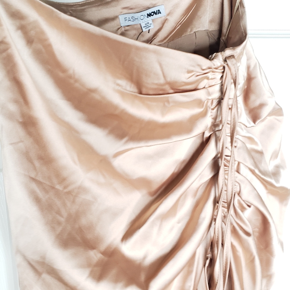 Skirt - Picture 3 of 6